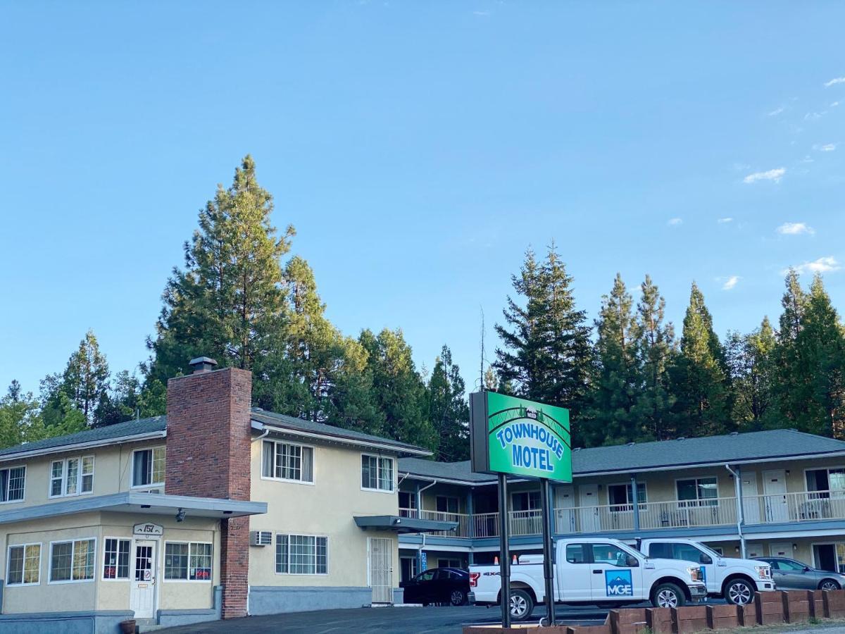 Townhouse Motel Weed Exterior foto